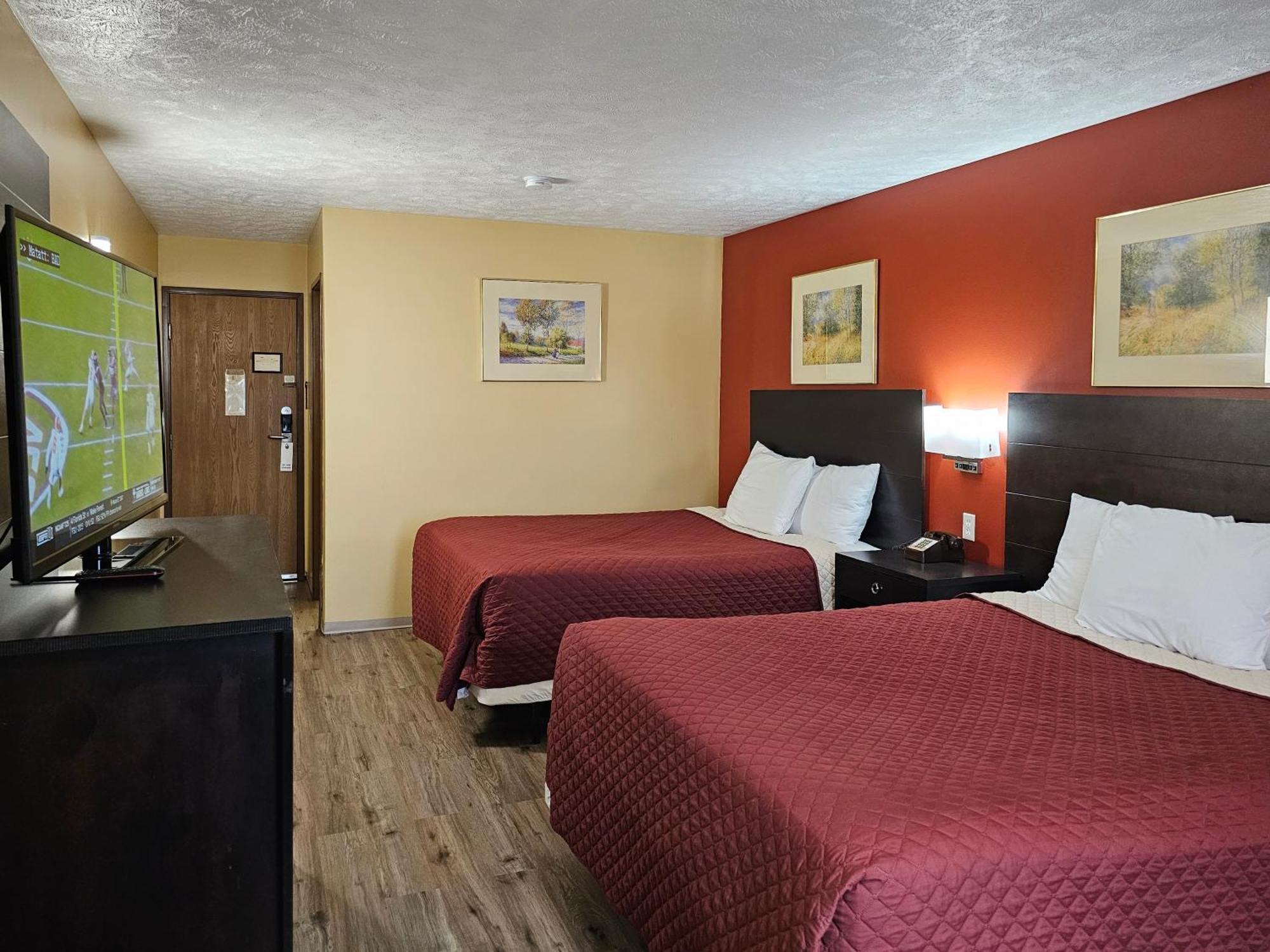 Budgetel inn&Suites Fort Scott Exteriör bild